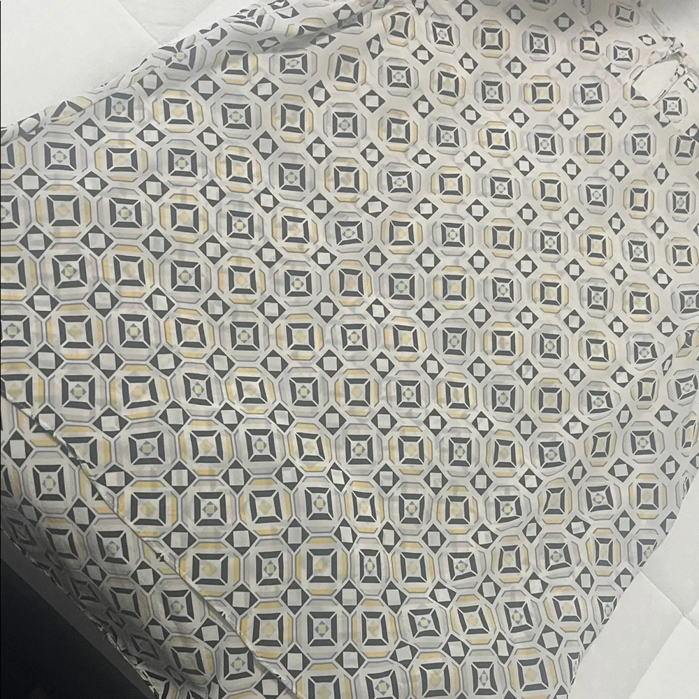 White House Black Market Geometric Pattern Sleeveless Top - Picture 4 of 5